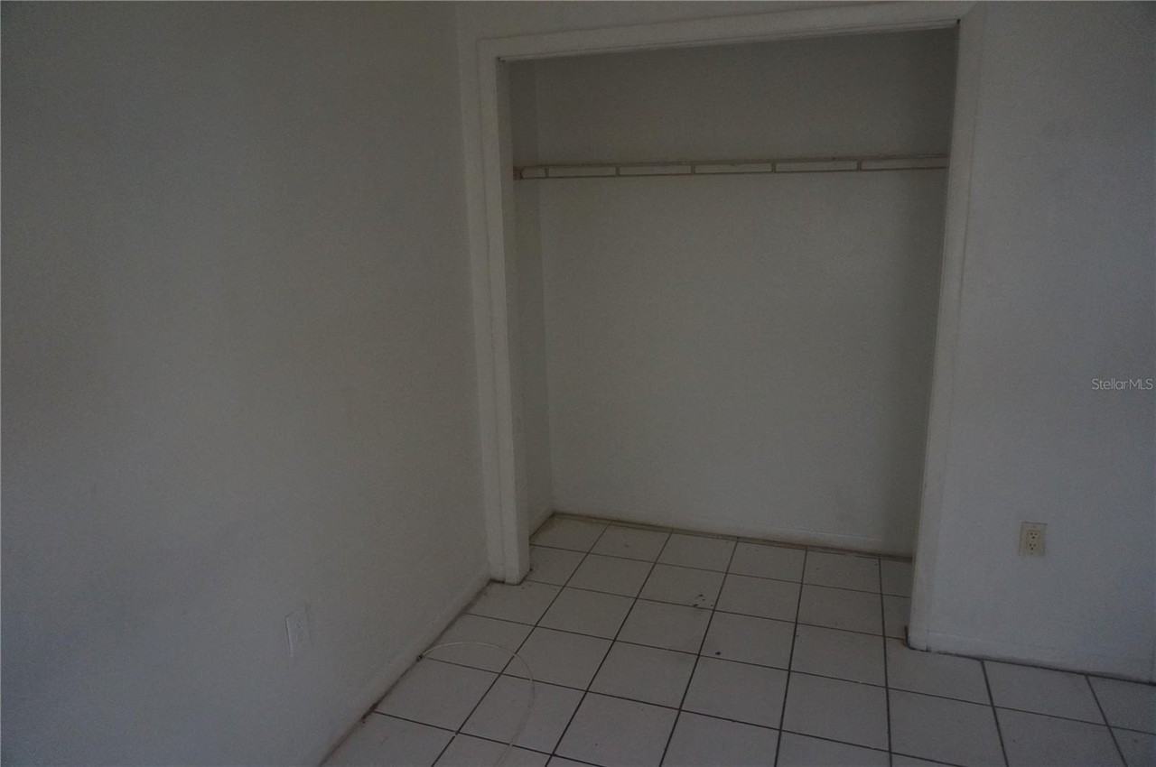 9800 N 10th St - Photo 3 of 8