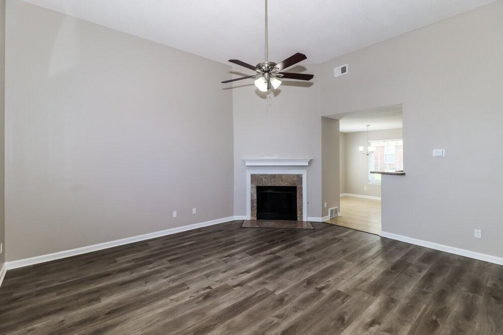 6863 Skylar Mill Ave - Photo 6 of 17