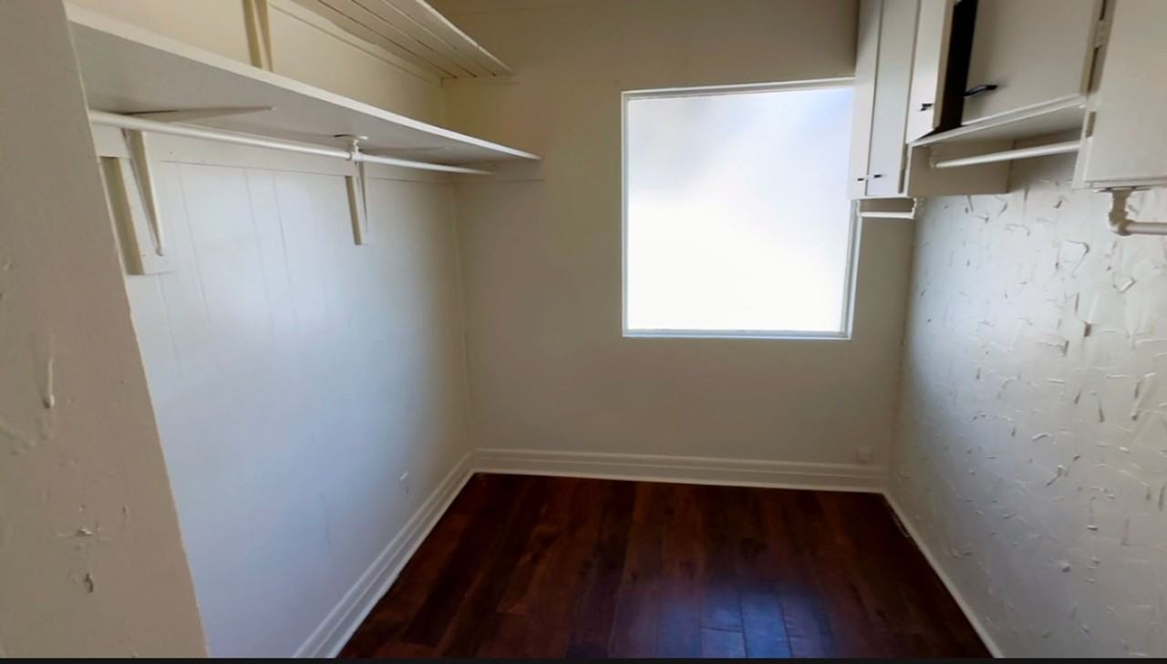 269 N Main St - Photo 3 of 9