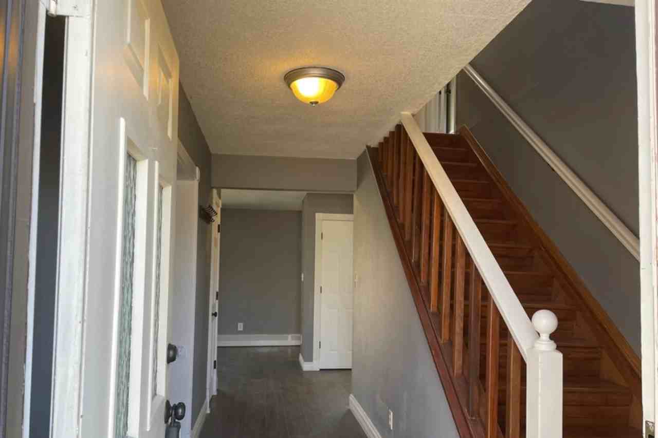 7 Fireweed Ct - Photo 2 of 28