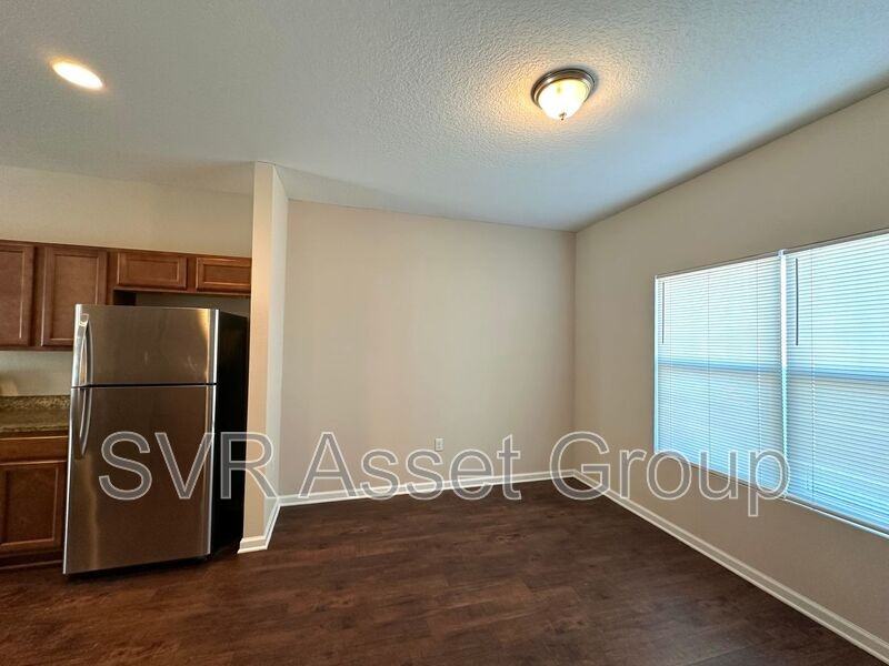 9296 Canary Ivy Ln - Photo 7 of 19