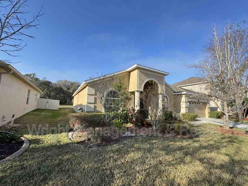 10756 Breaking Rocks Dr - Photo 3 of 32