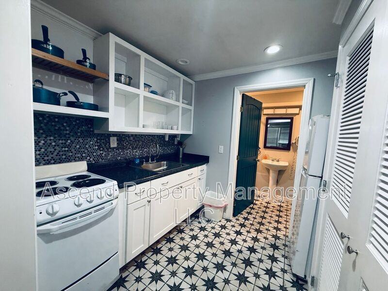 49 Shirley Dr - Photo 3 of 6