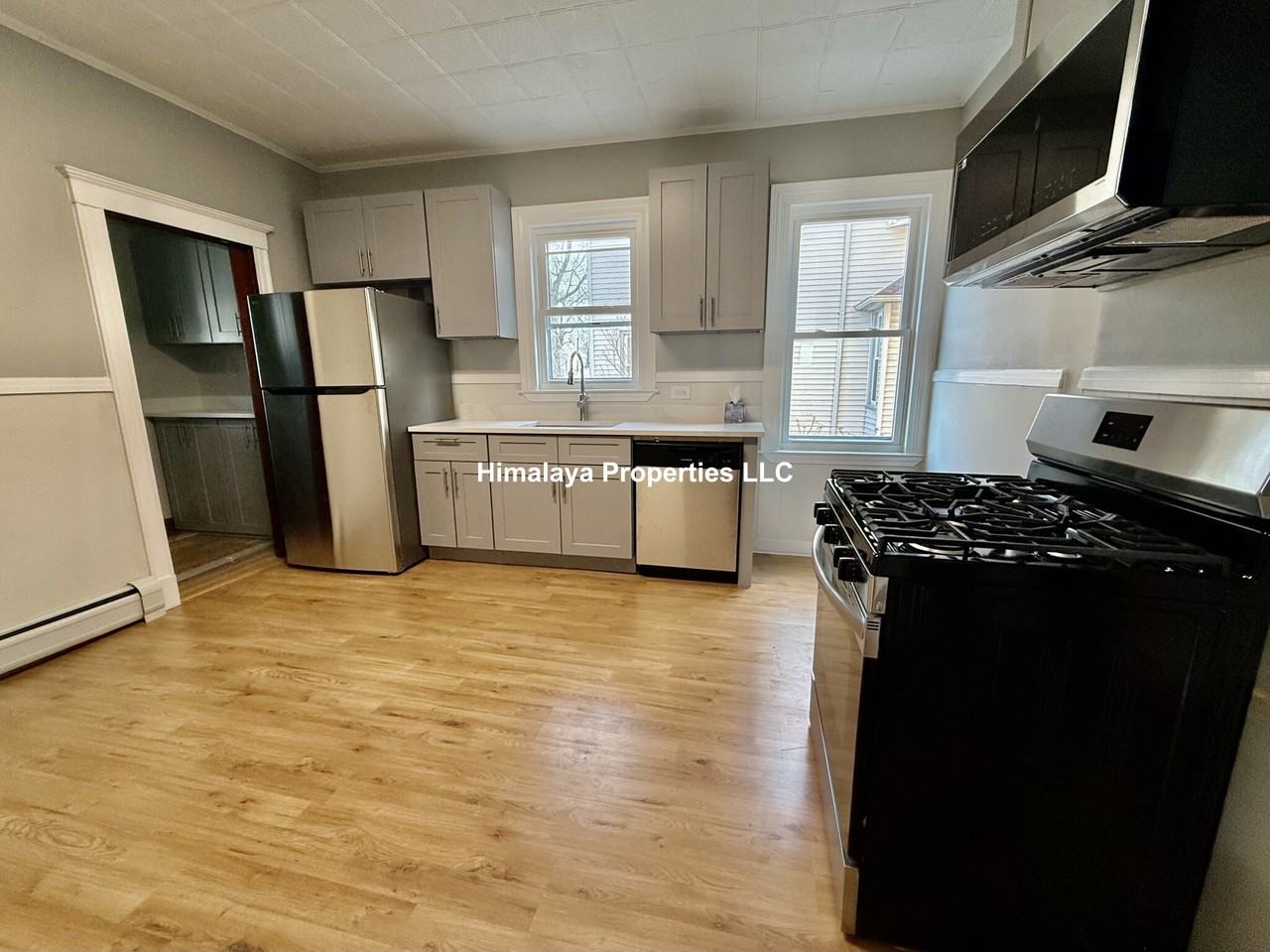 124 Faxon Rd #U1 - Photo 2 of 13