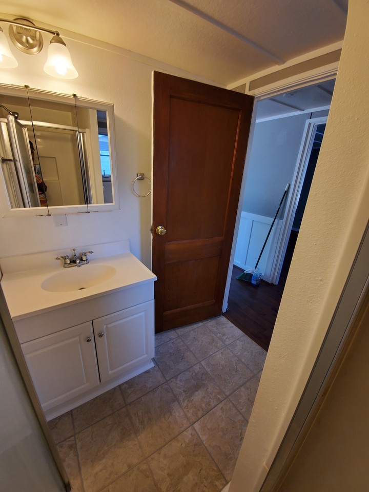 320 Cavaness Ave #92B - Photo 3 of 8