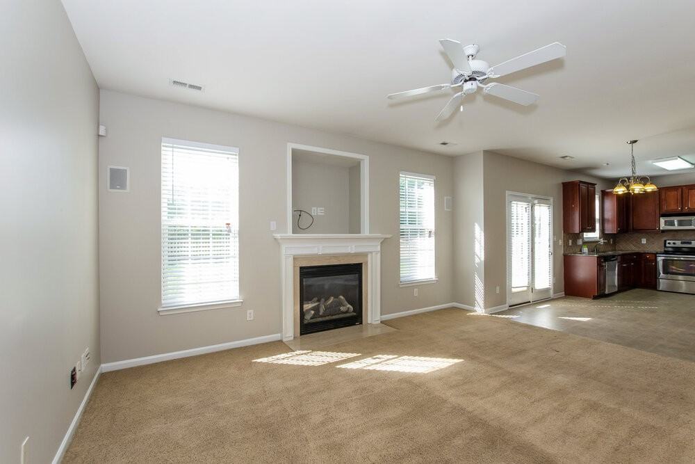 14724 Asheton Creek Dr - Photo 3 of 15