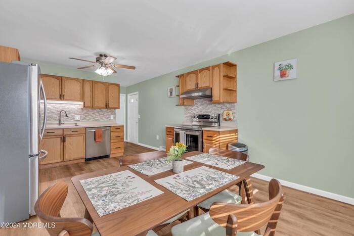 29 Bayberry Dr - Photo 2 of 5