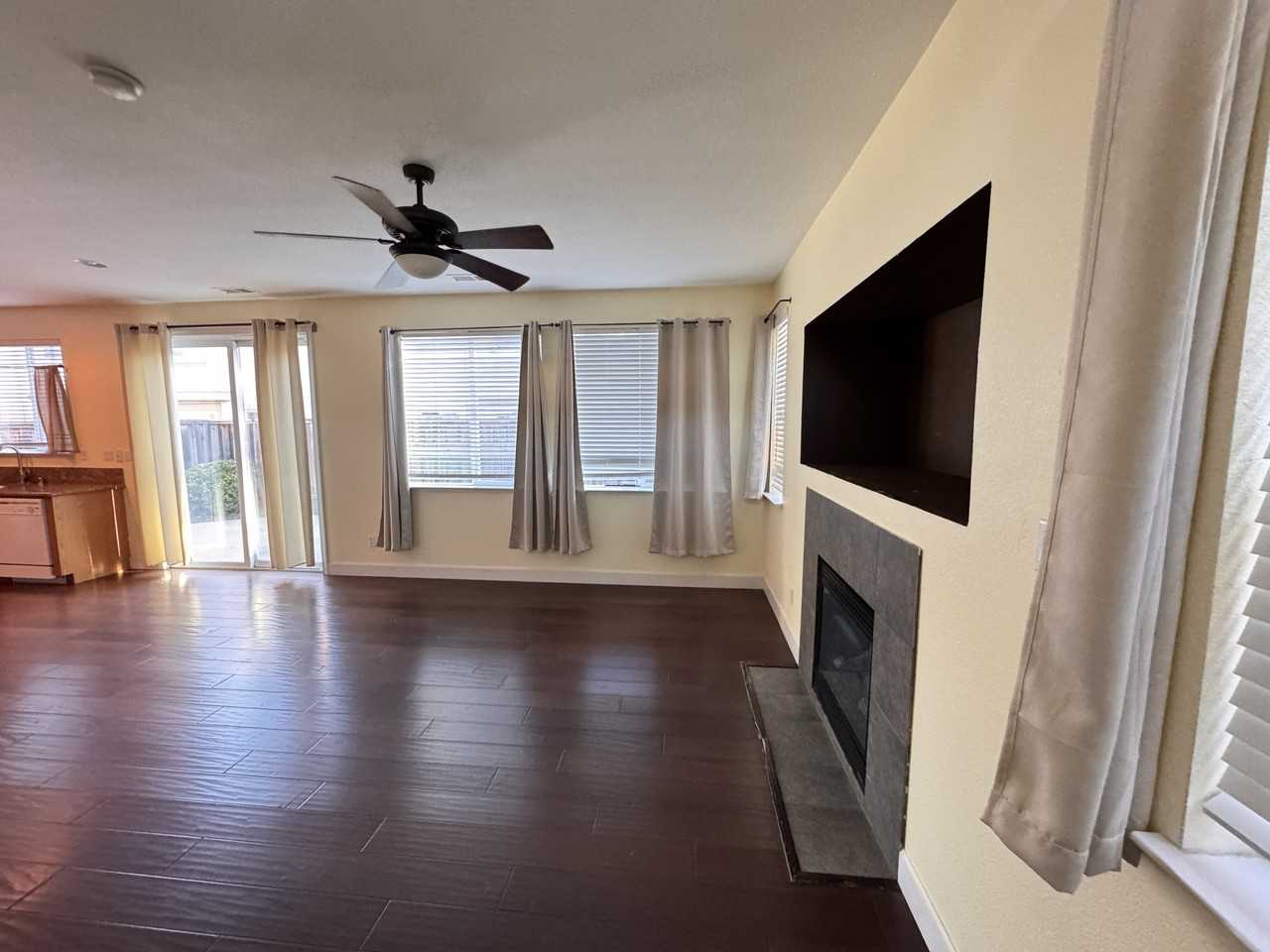 555 Ribolla Court - Photo 4 of 29