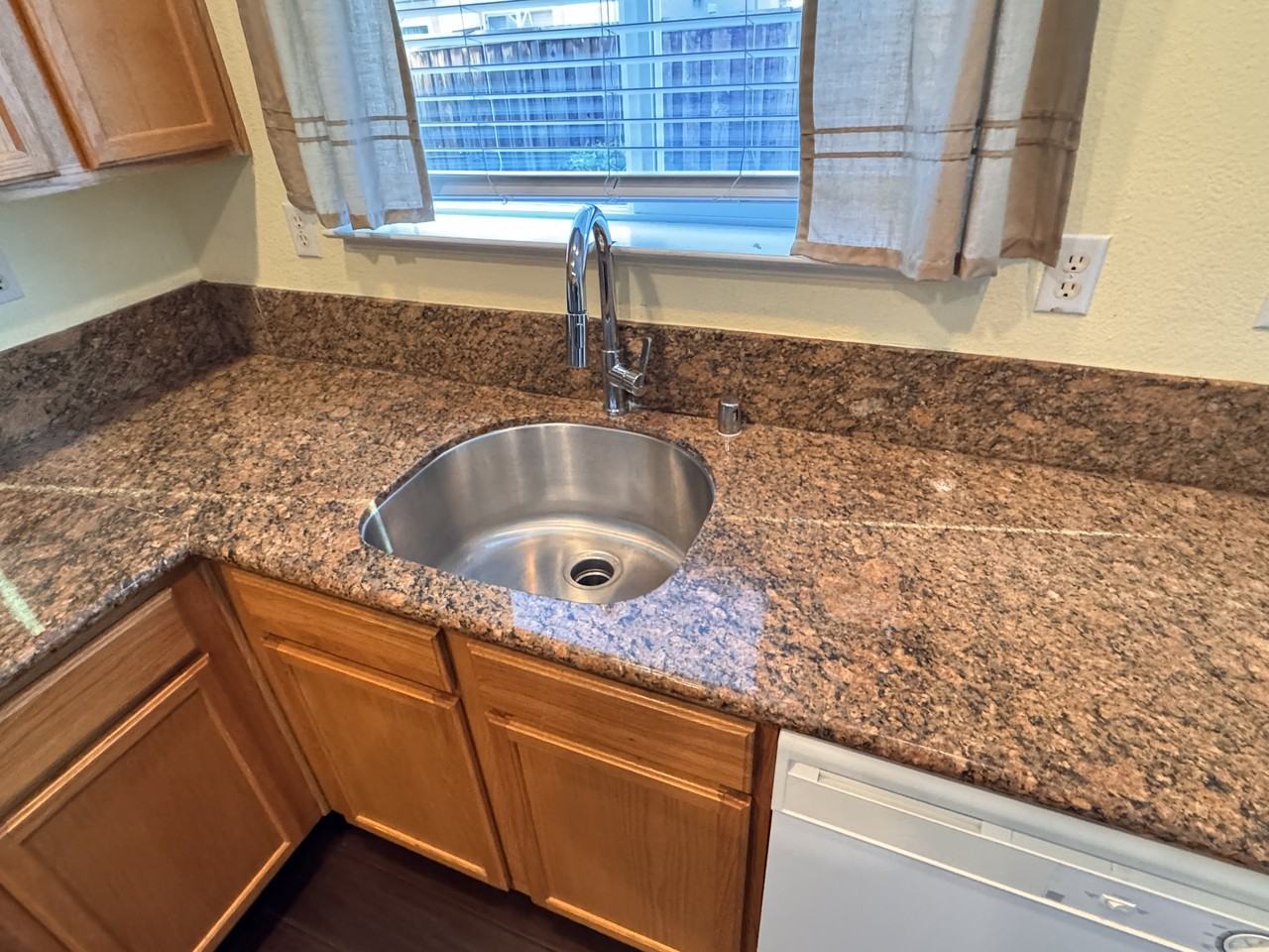 555 Ribolla Court - Photo 7 of 29