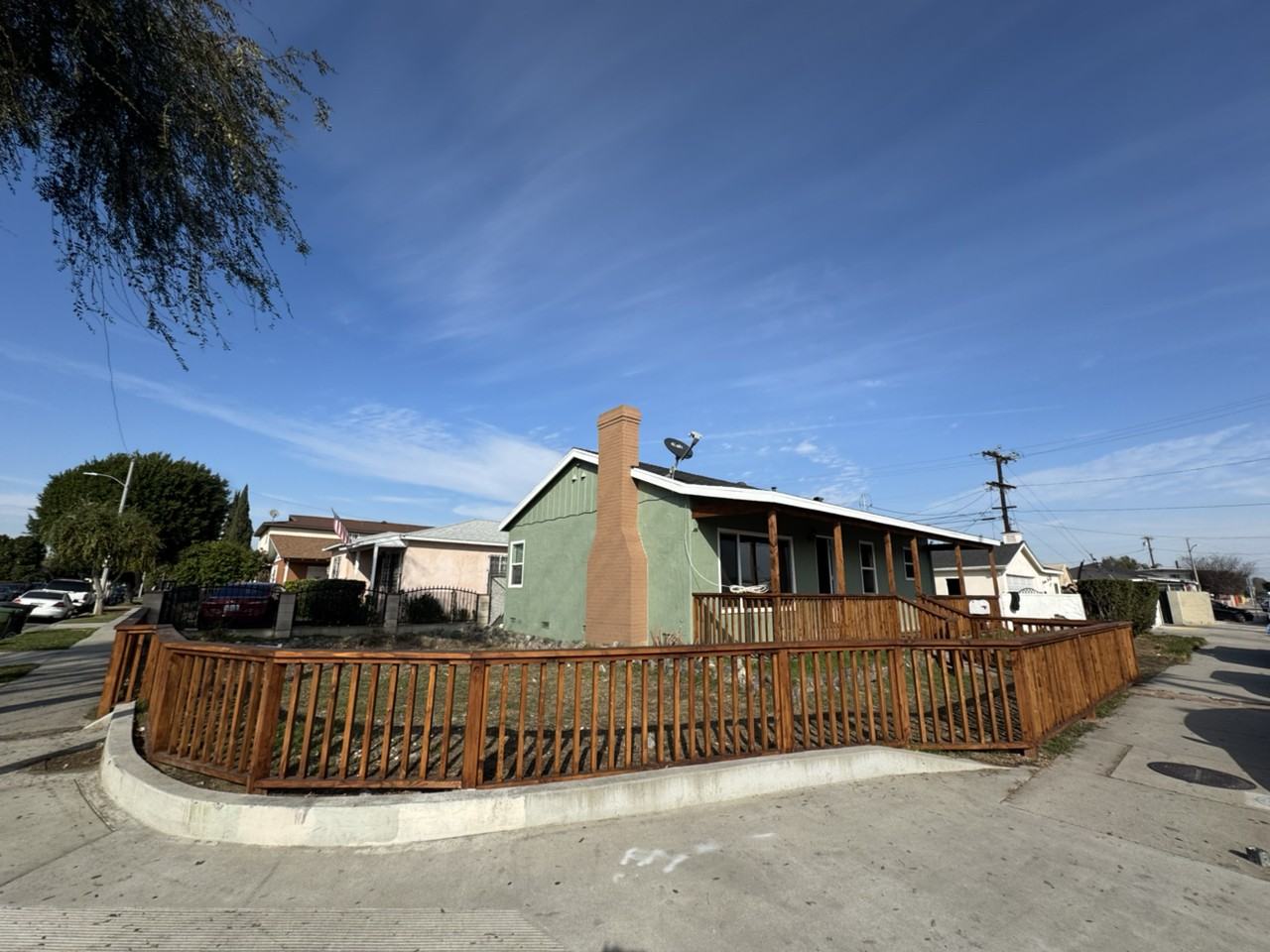 4303 E Myrrh St - Photo 3 of 20