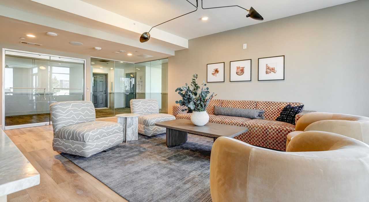 3226 Mckinney Ave - Photo 5 of 22