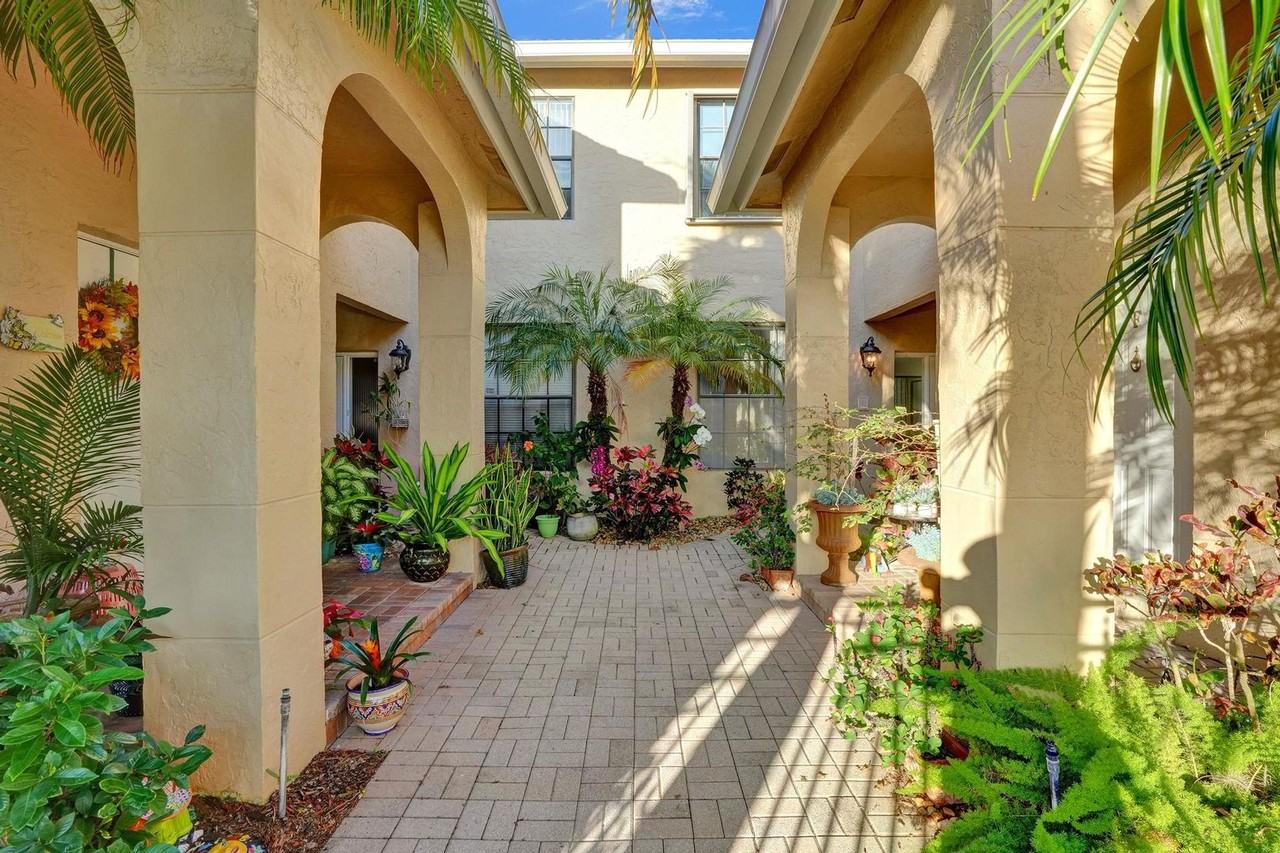 6765 Montego Bay Blvd - Photo 7 of 50