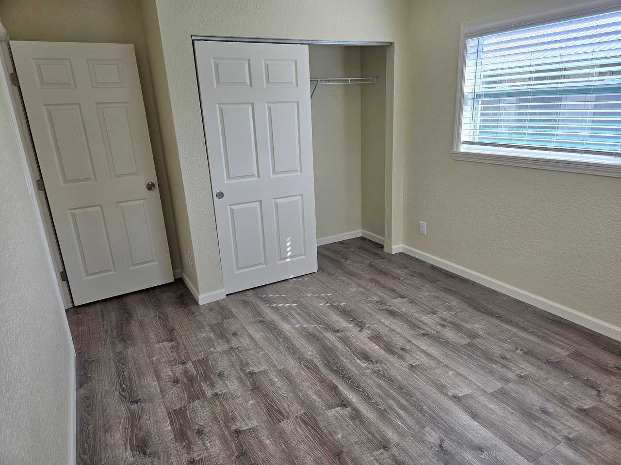 105 Lagrange Ave #NA - Photo 6 of 10