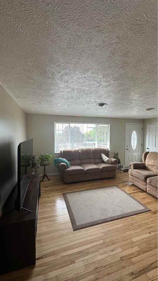 426 Leinum Ct - Photo 6 of 20