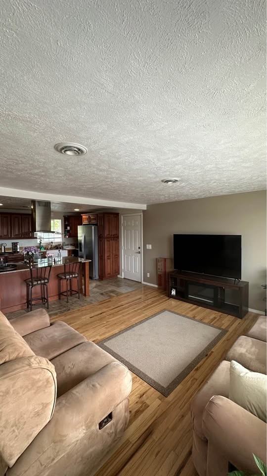 426 Leinum Ct - Photo 7 of 20