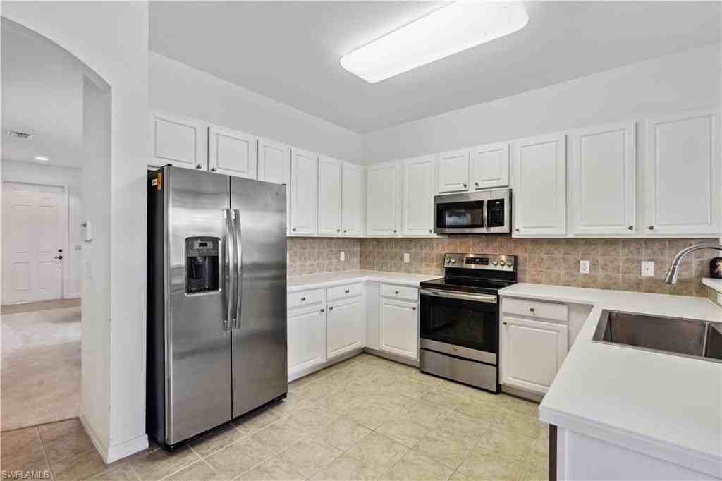 20048 Heatherstone Way #1 - Photo 6 of 31