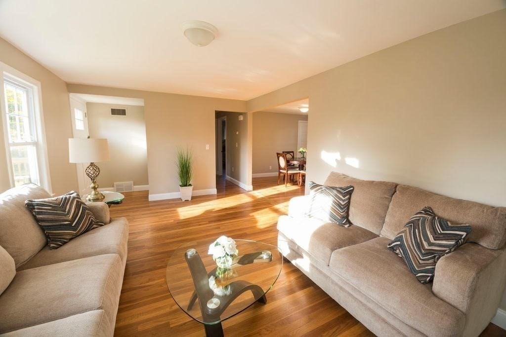 363 Walpole Street - Photo 3 of 7