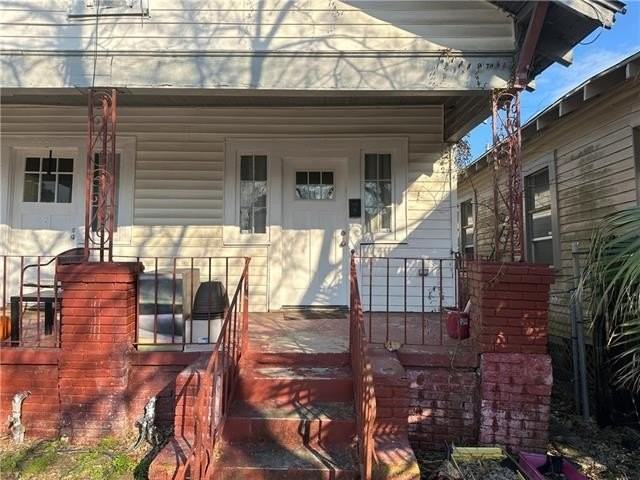 2629 Upperline St - Photo 3 of 23