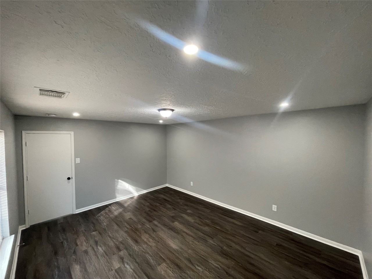 18211 18211 Rexine Ln Road - Photo 2 of 11