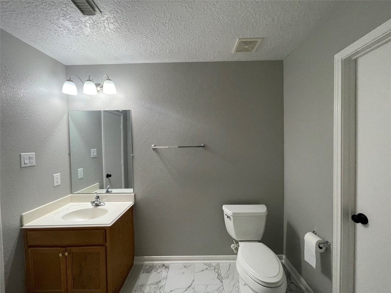 18211 18211 Rexine Ln Road - Photo 4 of 11