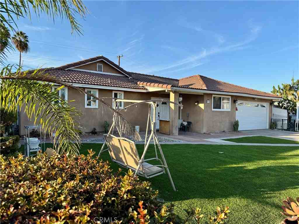 809 Hartview Ave - Photo 3 of 28