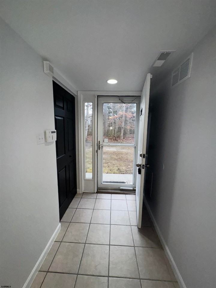 2709 Goldenrod Ct - Photo 3 of 16