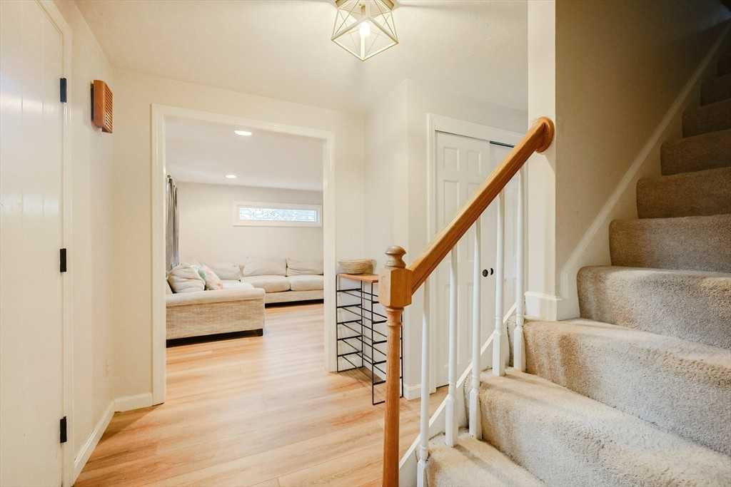 291 Central St ##N/A - Photo 6 of 29