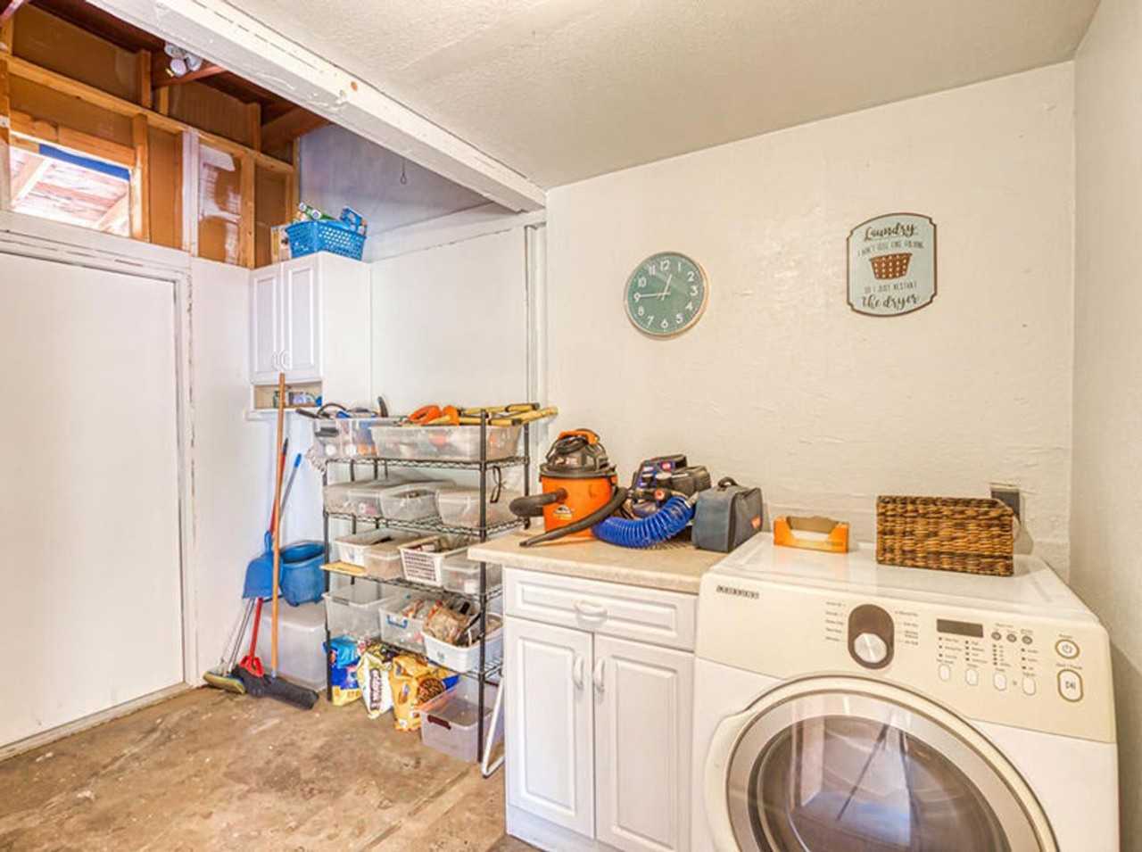 1705 Colorado Ave - Photo 6 of 8