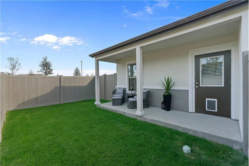 1311 Acacia Dr - Photo 3 of 32