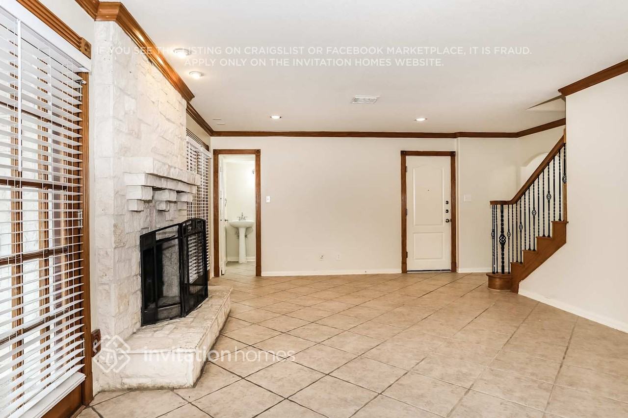 14702 Dale Hollow Ln - Photo 5 of 18