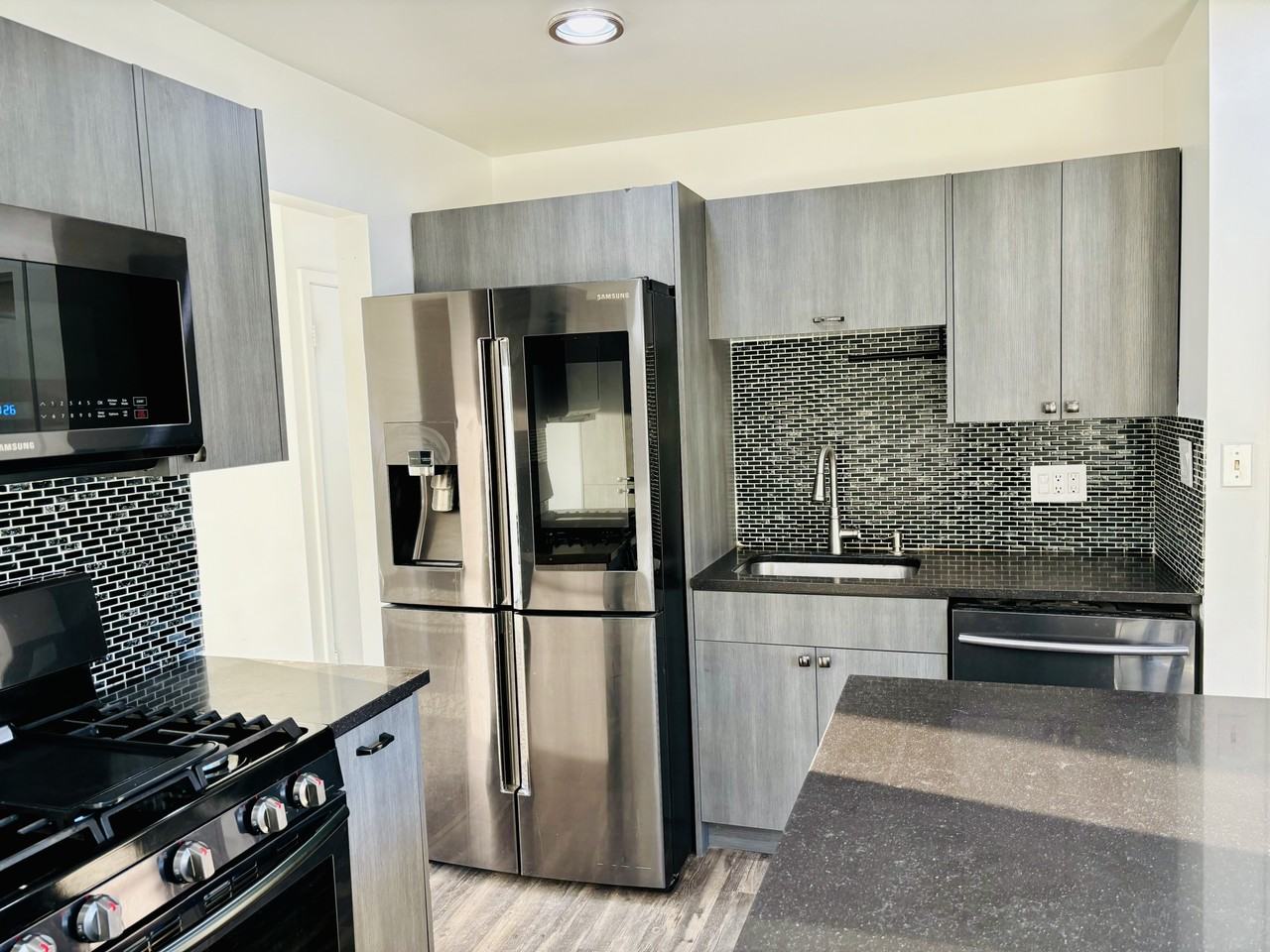 602 E 1225 N #1 - Photo 3 of 20