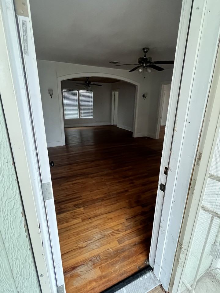 615 Ward St #NA - Photo 3 of 10