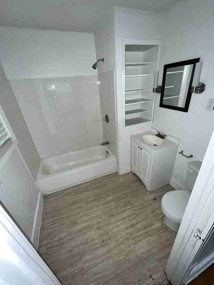 615 Ward St #NA - Photo 4 of 10