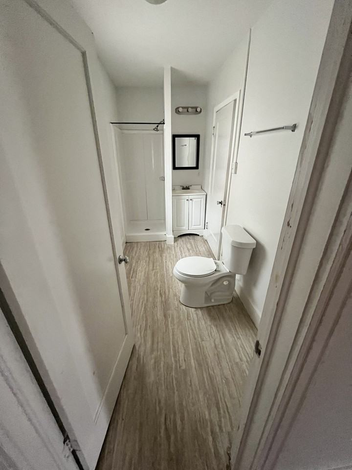 615 Ward St #NA - Photo 7 of 10