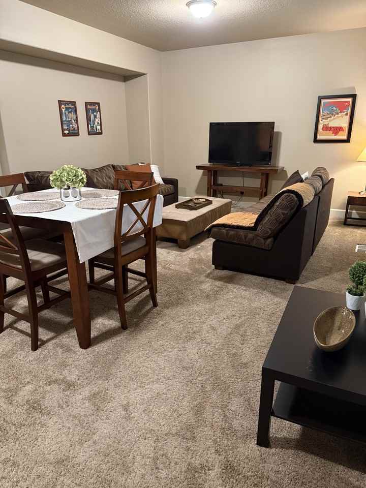 2320 Crestview Drive - Photo 4 of 13