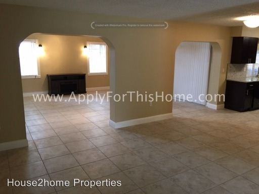 11708 Painted Hills Ln - Photo 2 of 20