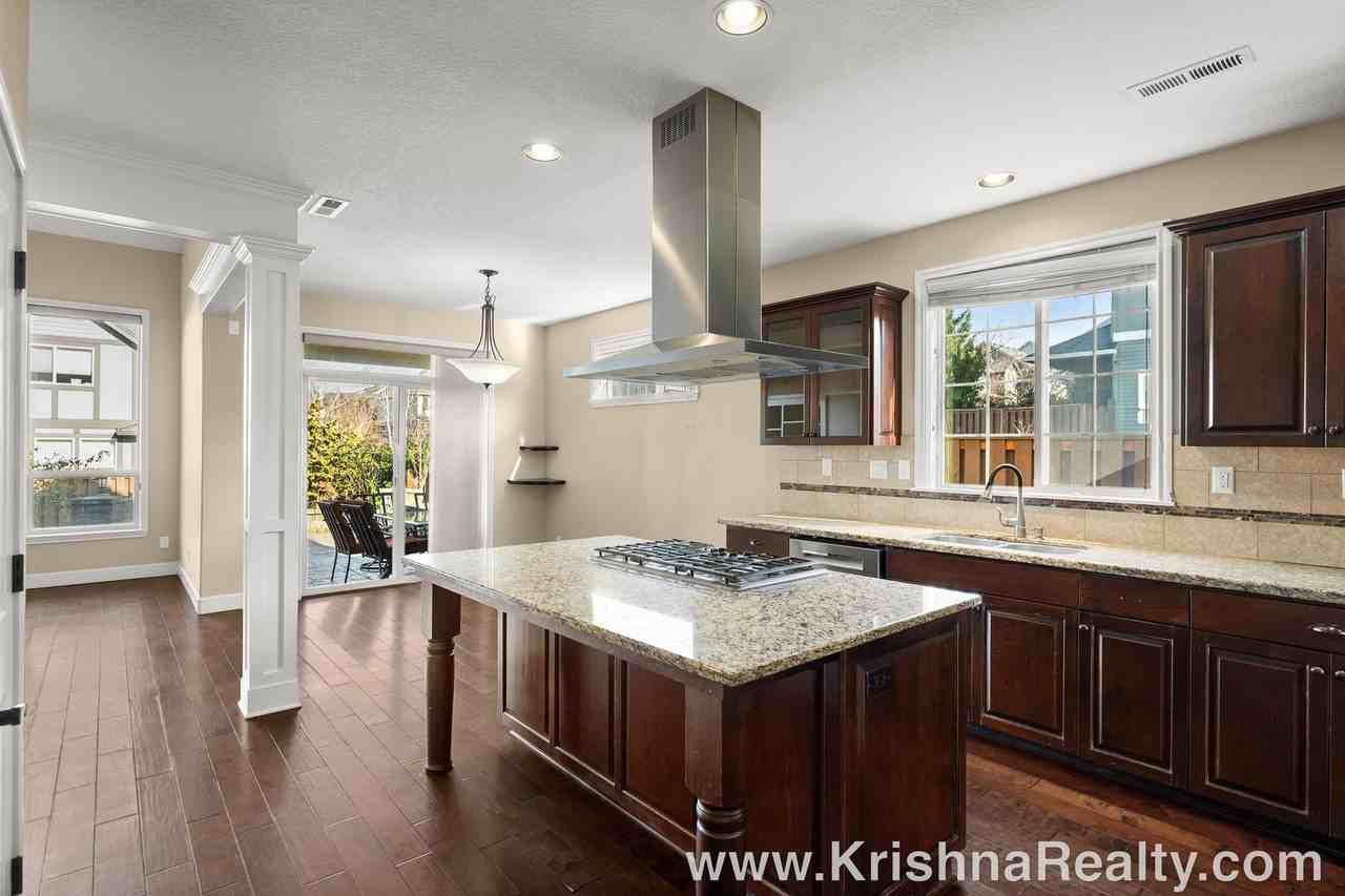 16817 Nw Stalder Ln - Photo 4 of 24