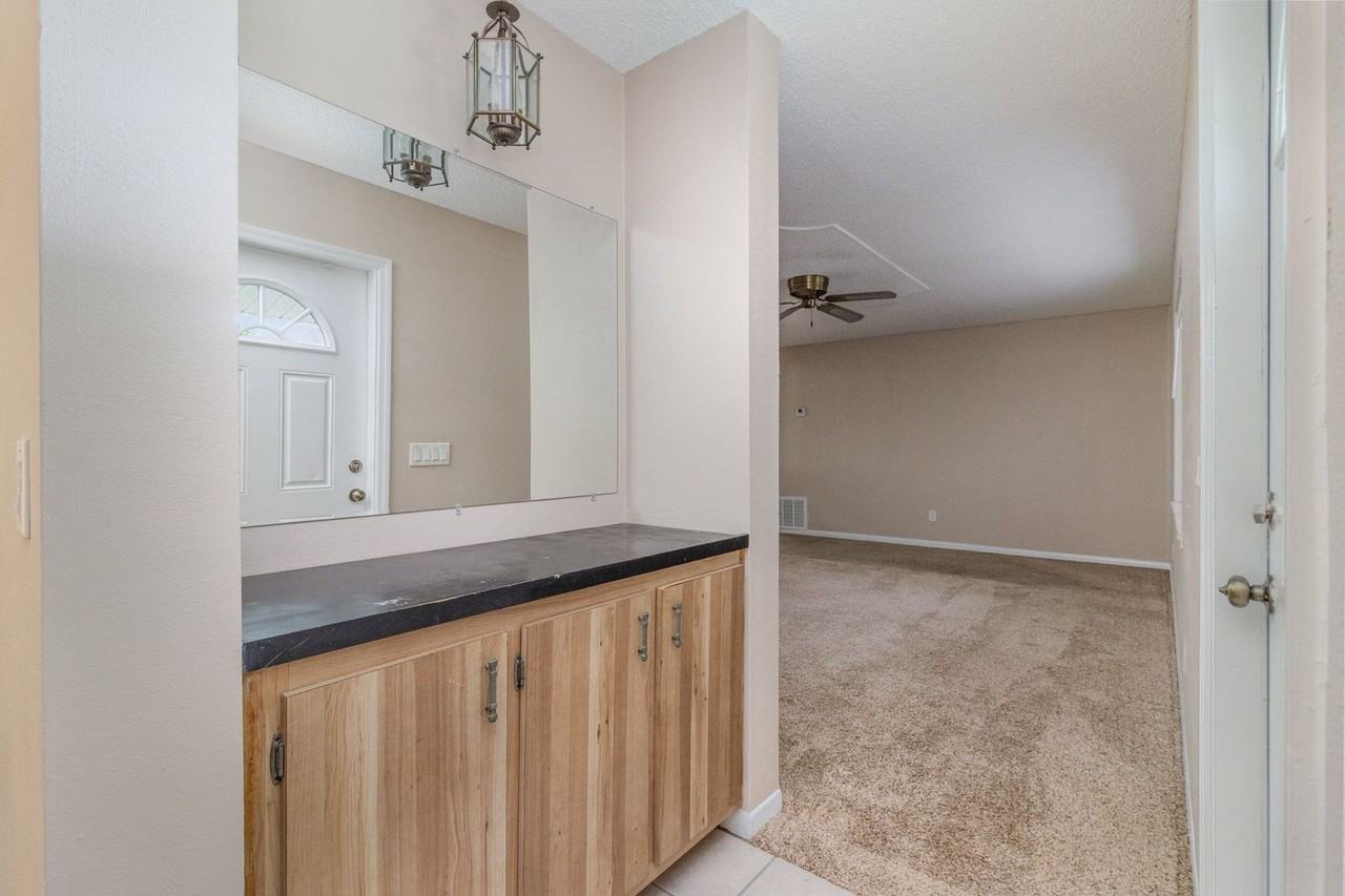 2863 Corbusier Dr - Photo 2 of 20