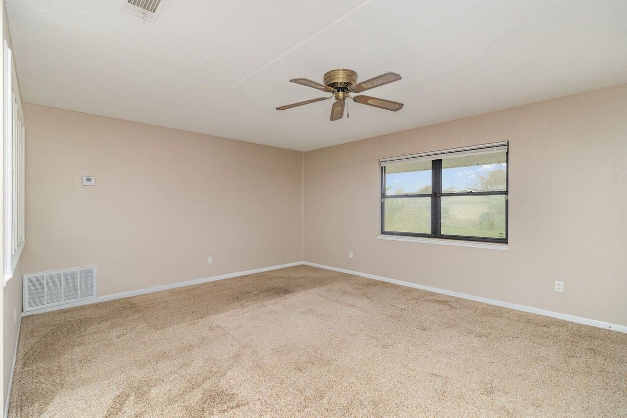 2863 Corbusier Dr - Photo 3 of 20