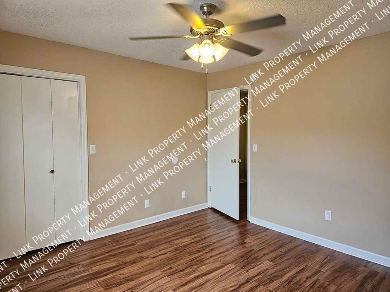 5364 Haisten Ct - Photo 6 of 22