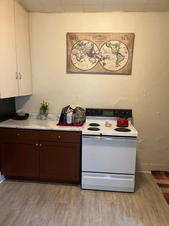 412 Linn - Photo 5 of 12