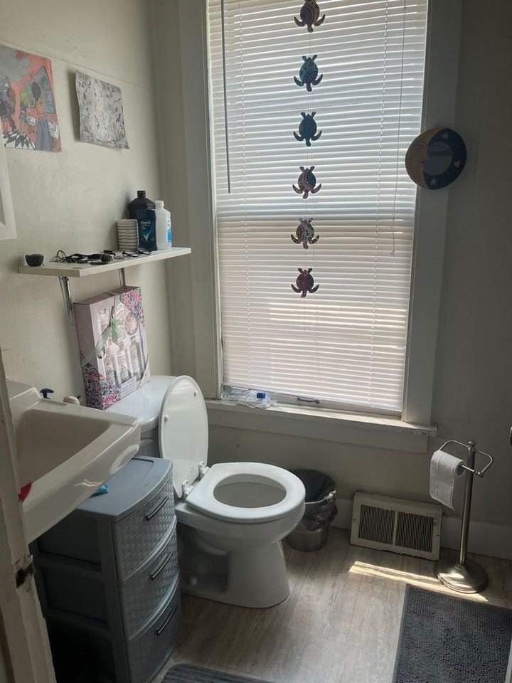 412 Linn - Photo 7 of 12