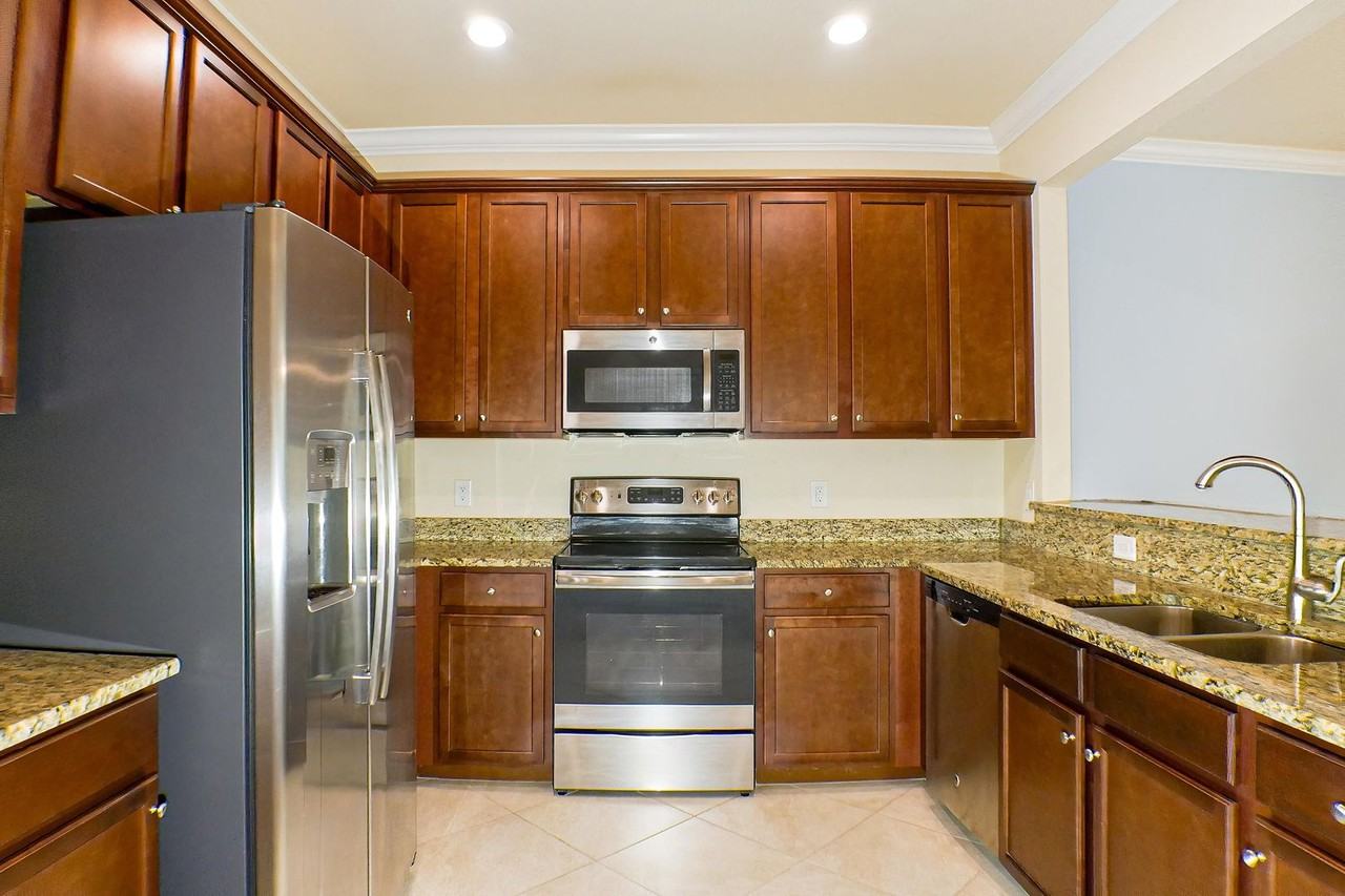 14688 Summer Rose Way - Photo 3 of 19