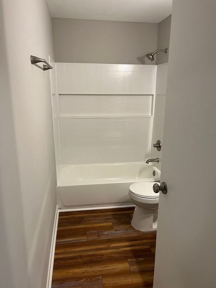 462 Reservoir Hts - Photo 6 of 19