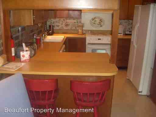 605 North St - Photo 2 of 15