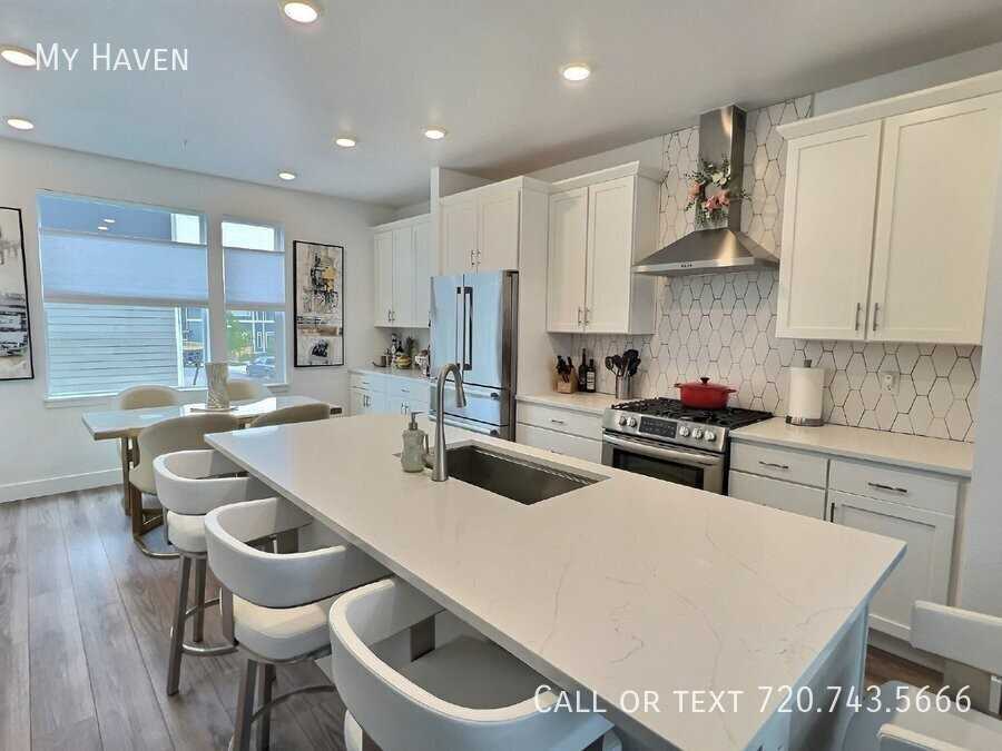 2811 W 69th Ave - Photo 3 of 26