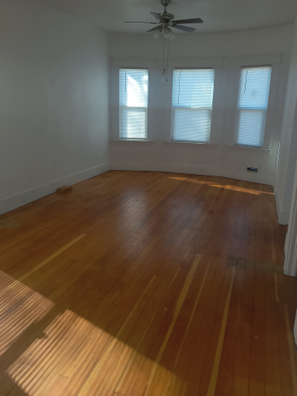 400 S Central Ave - Photo 3 of 16