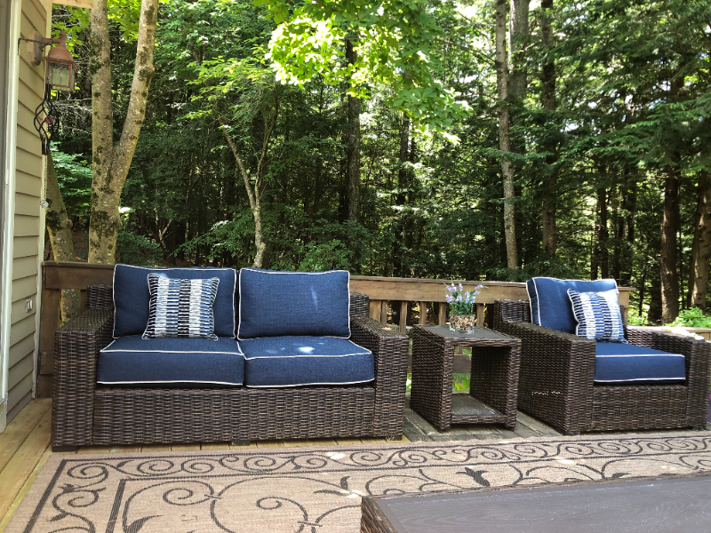 22 Reyners Brook Dr - Photo 4 of 9