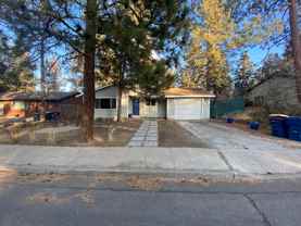 836 Se Douglas St - Photo 1 of 1