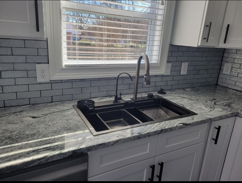 103 Jones Ave #B - Photo 3 of 18